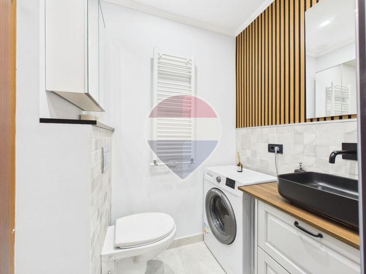 Apartament cu 2 camere semidecomandat, mobilat în Calea Victoriei