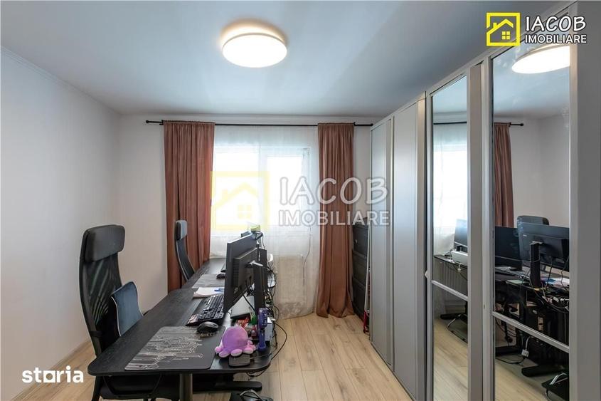 Casă cu 4 camere cu Teren 347 Mp în Hemeiuș