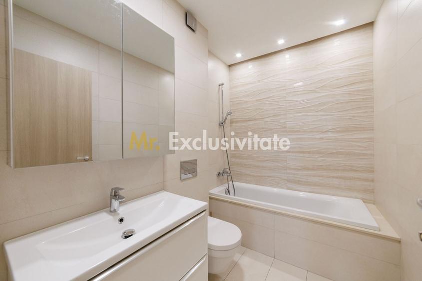 Apartament cu 3 camere decomandat, mobilat în Central