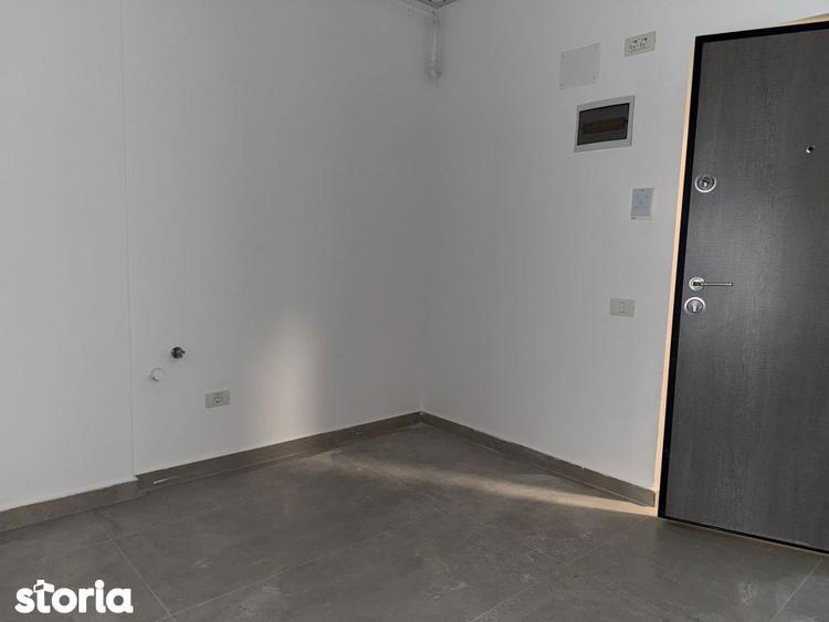 Apartament cu 2 camere decomandat în Central — fotografia 1