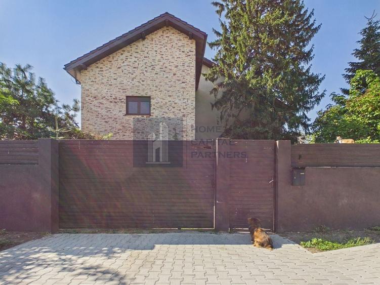 Duplex cu 6 camere cu Canalizare în Tunari
