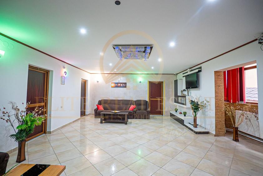 Casă individuală cu 12 camere cu Canalizare în Kamsas