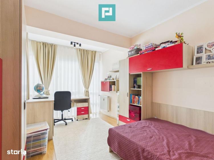 Apartament cu 3 camere decomandat în Sânmartin