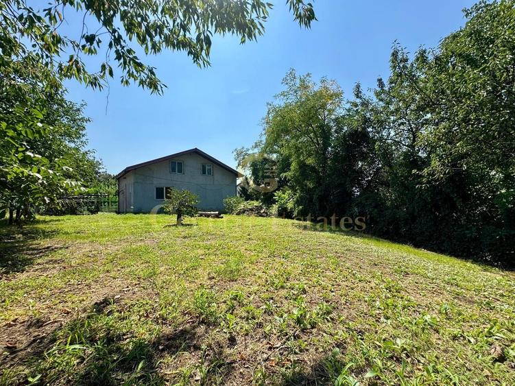 Casă individuală cu 4 camere cu Teren 1062 Mp în Copou