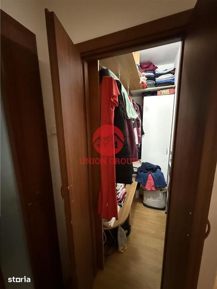 Apartament cu 2 camere decomandat în CET