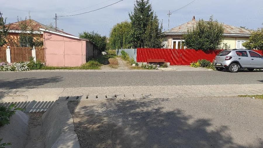 Teren de 2000 mp, în Suhurlui