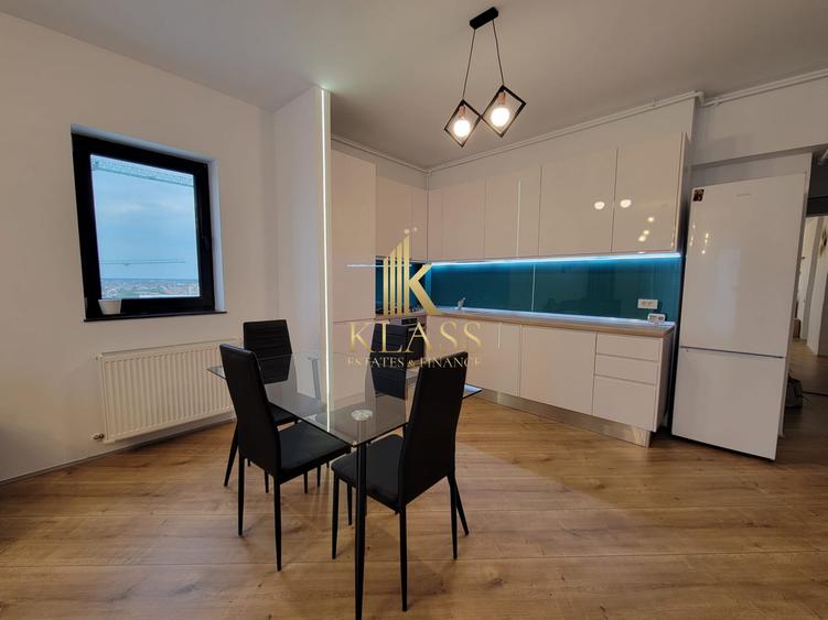 Apartament cu 3 camere semidecomandat, mobilat în Pipera