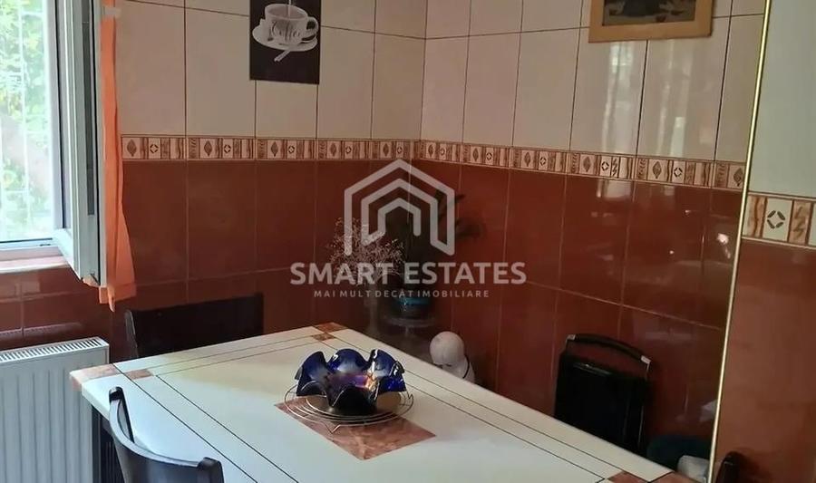 Apartament cu 3 camere semidecomandat, mobilat în Berceni