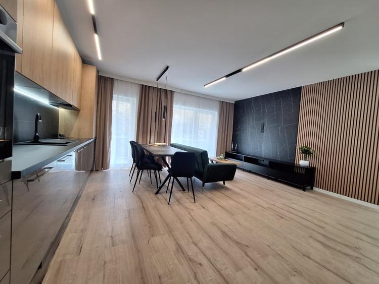 Apartament cu 2 camere semidecomandat, mobilat în Florești — fotografia 3