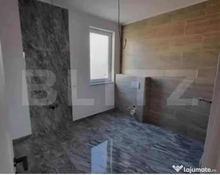 Spațiu comercial, de 488 mp, în Moșnița Nouă