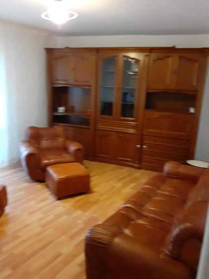 Apartament cu 2 camere decomandat în Exterior Vest