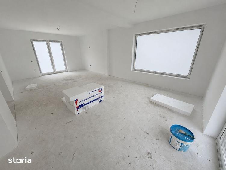 Casă cu 4 camere cu Teren 330 Mp în Ștrand