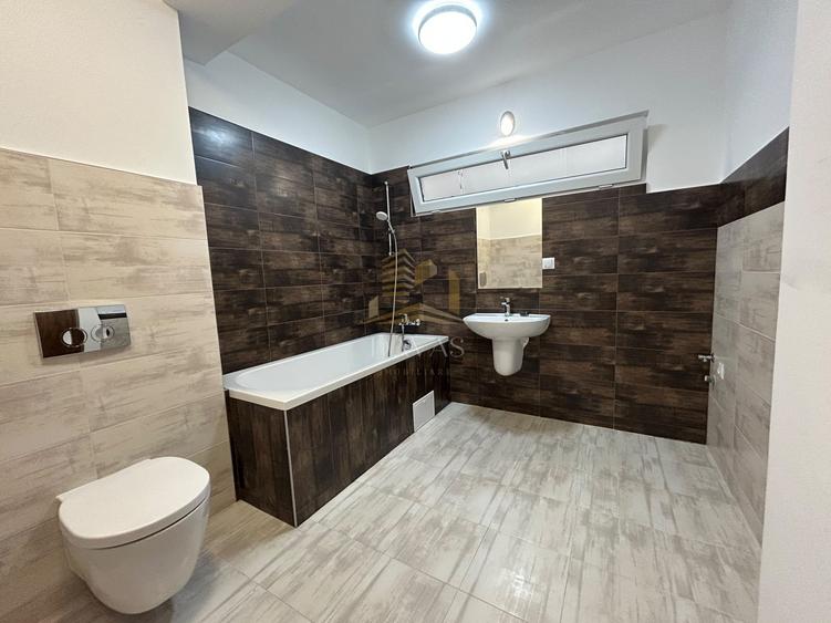 Casă individuală cu 5 camere cu Canalizare în Europa