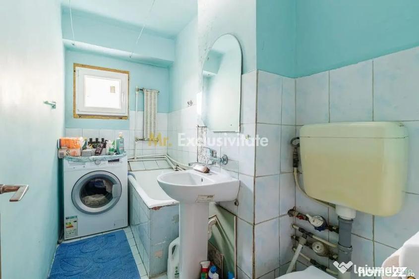 Apartament cu 3 camere decomandat în Sebastian