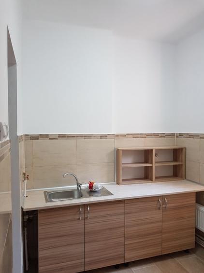 Casă individuală cu 3 camere cu Teren 100 Mp în Domenii