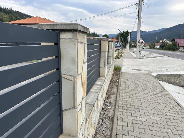 Casă cu Teren 250 Mp în Corbu