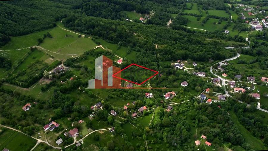 Teren Construcții intravilan de 6273 mp, în Bran