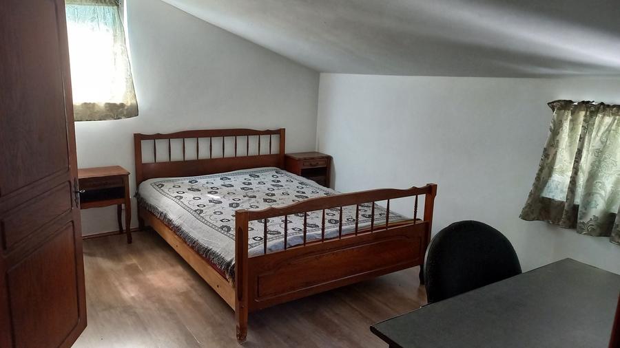 Apartament cu 3 camere decomandat în Exterior Vest