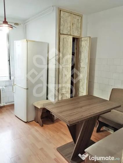 Apartament cu 2 camere, decomandat in zona Decebal Oradea - 1