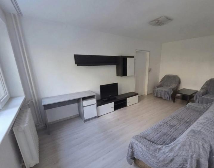 Apartament cu 2 camere semidecomandat în Drumul Taberei