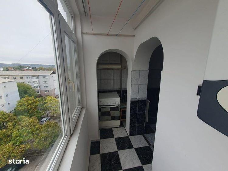 Apartament cu 2 camere decomandat în Micro 4