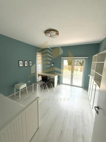 Apartament cu 3 camere semidecomandat, mobilat în Făget