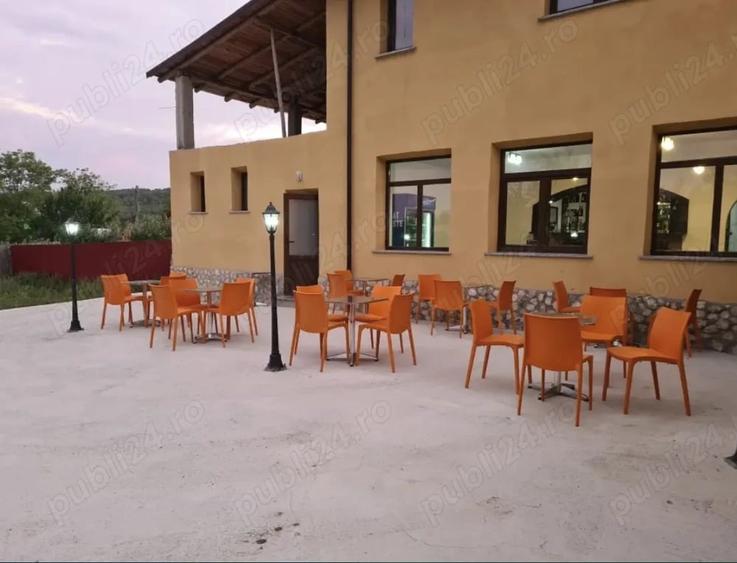 Proprietate cu brutarie,magazin alimentar si bar complet utilate - 4