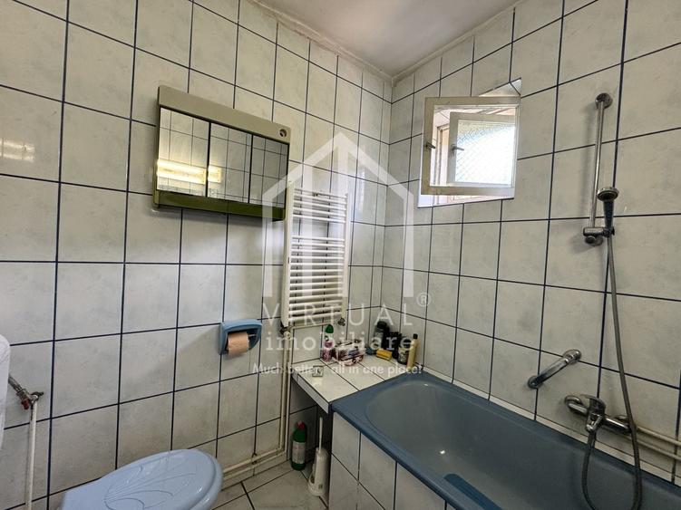 Casă individuală cu 3 camere cu Canalizare în Rășinari