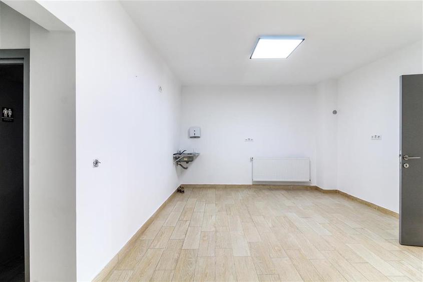 Spațiu comercial, de 100 mp, în Mănăștur