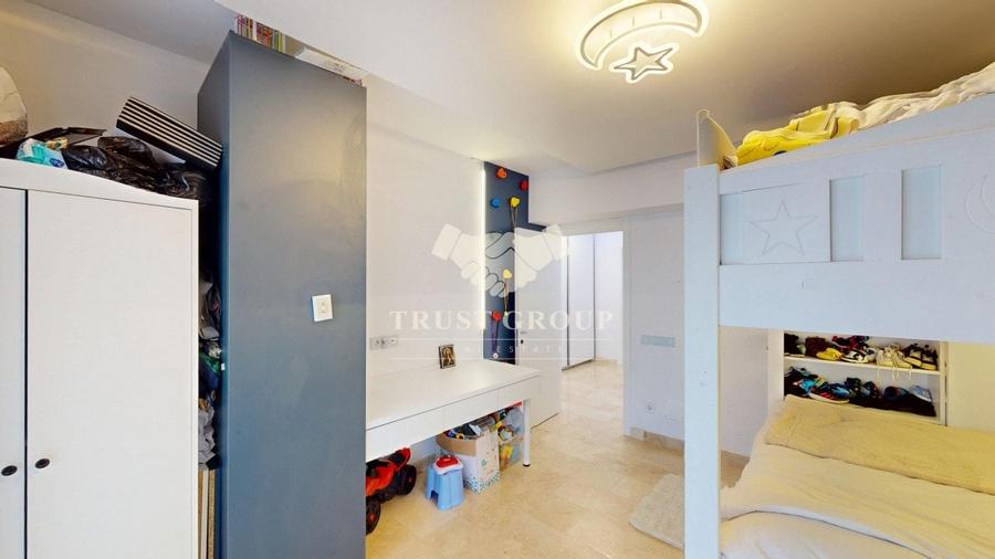 Apartament cu 4 camere semidecomandat, mobilat în Kiseleff