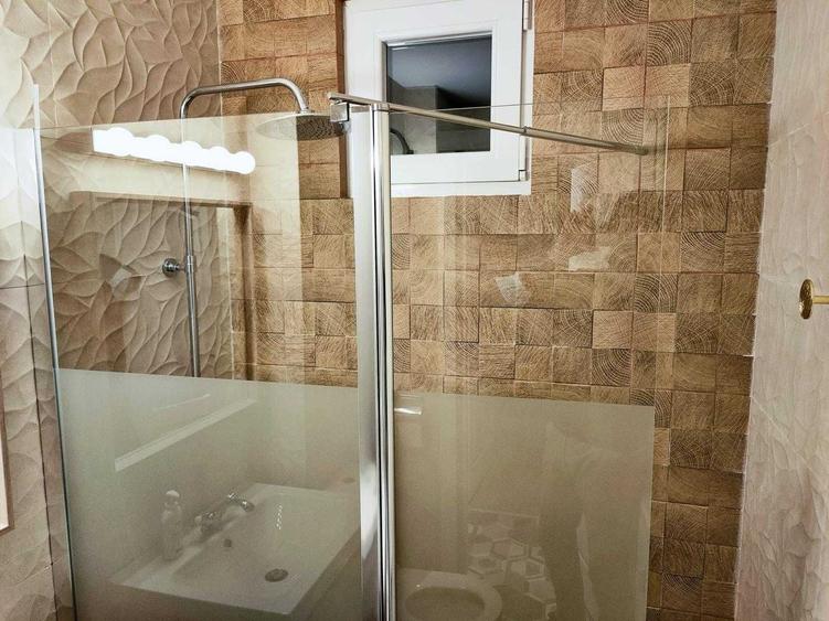 Apartament cu 2 camere decomandat în Drumul Taberei