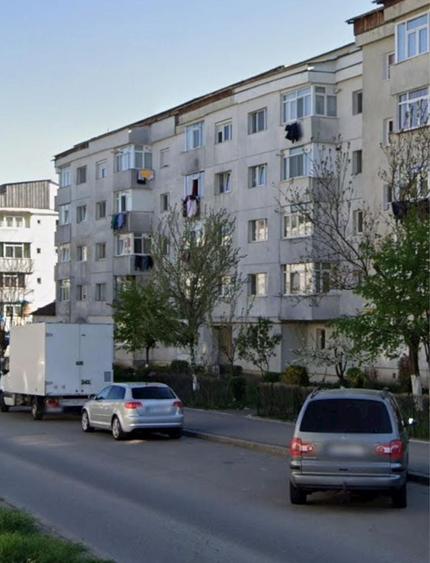 Apartament cu 2 camere semidecomandat în Fălticeni