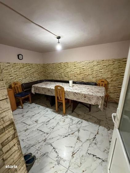 Casă cu 4 camere cu Teren 553 Mp în Romanești
