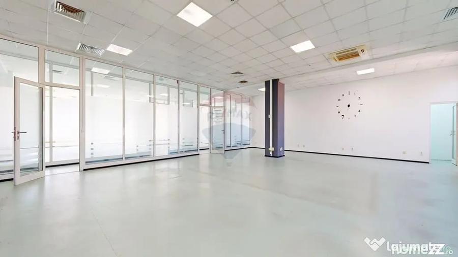 Spațiu comercial, de 513 mp, în Centrul Civic