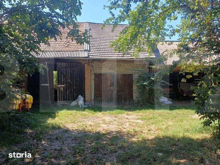 Casă cu 2 camere cu Teren 1426 Mp în Dalnic