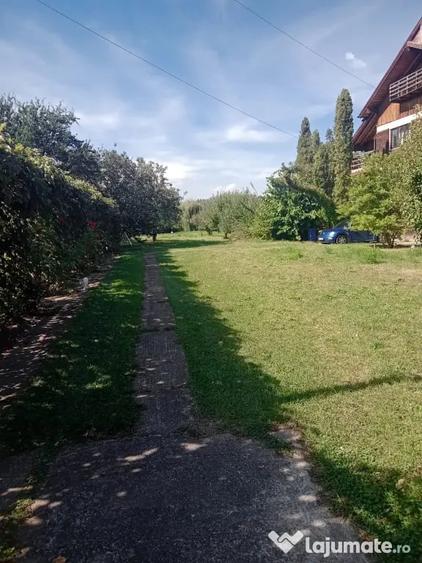 PROPIETAR Casa duplex BRAN arpox 300m util 1300mp teren 2 case la pret de 1 apt - 8