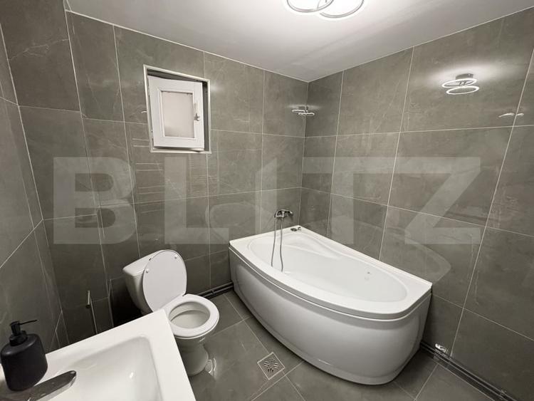 Apartament cu 3 camere decomandat, mobilat în Florești