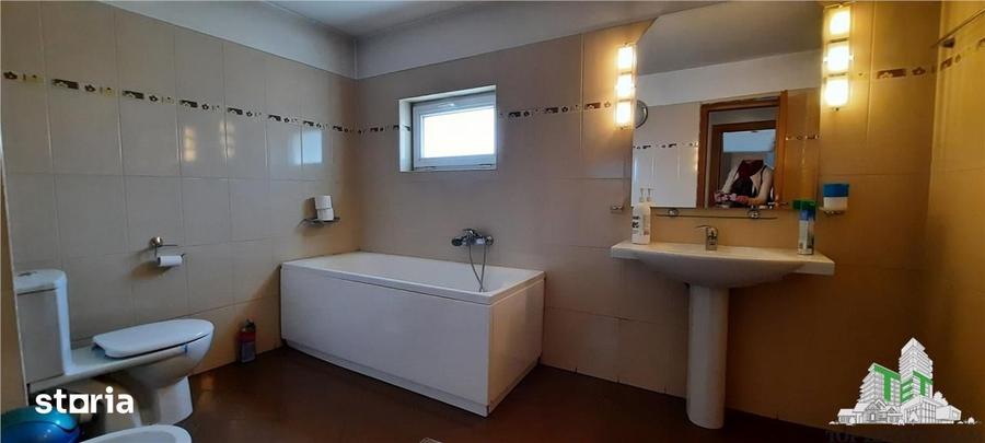 Spațiu comercial, de 320 mp, în Grivița