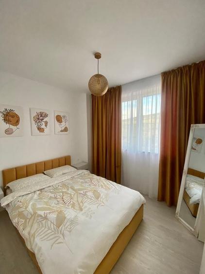 Apartament cu 2 camere semidecomandat în Chinteni