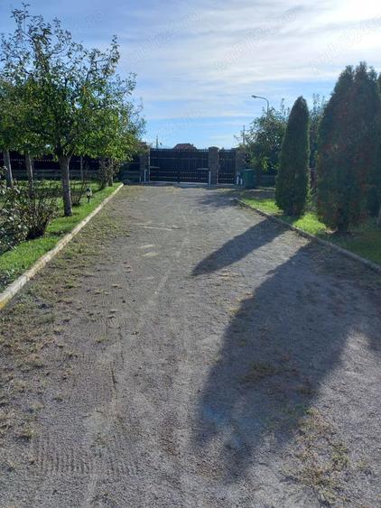 Casă cu 6 camere în Chilieni