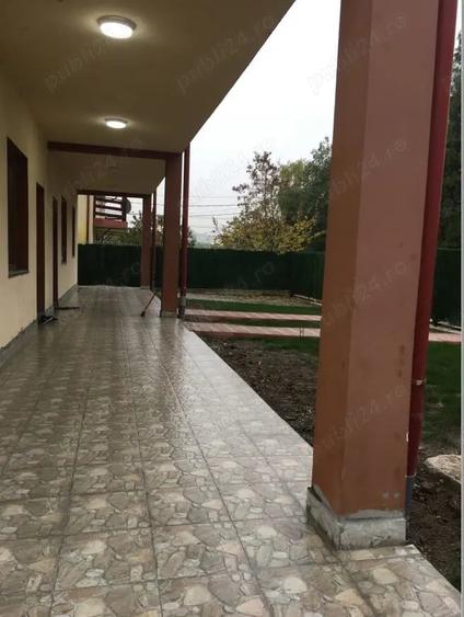 Casă cu 4 camere în Dobroești