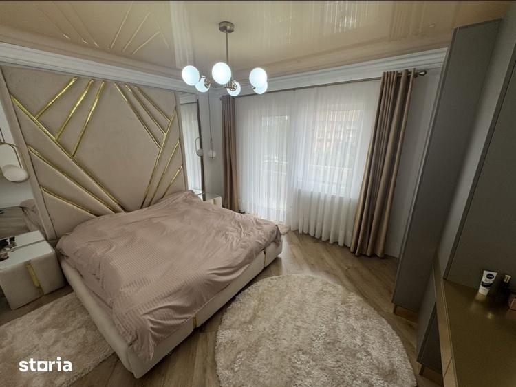 Apartament cu 4 camere în Soarelui