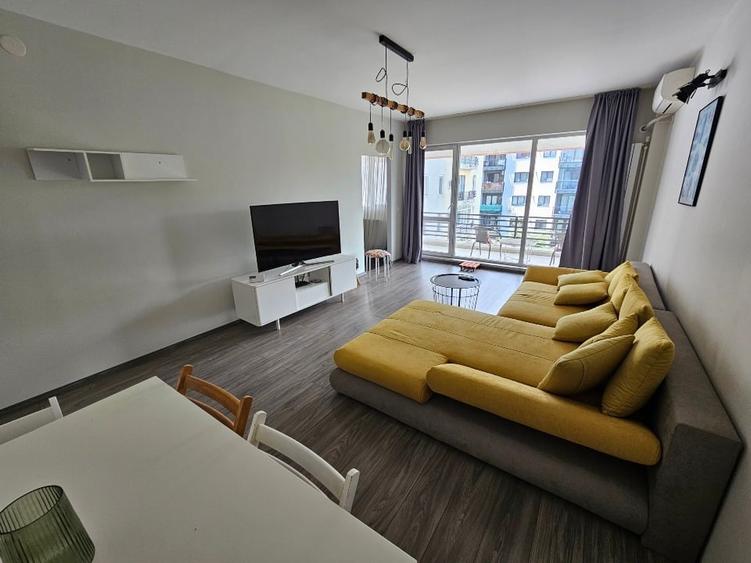 Apartament cu 3 camere semidecomandat, mobilat în 1 Decembrie 1918