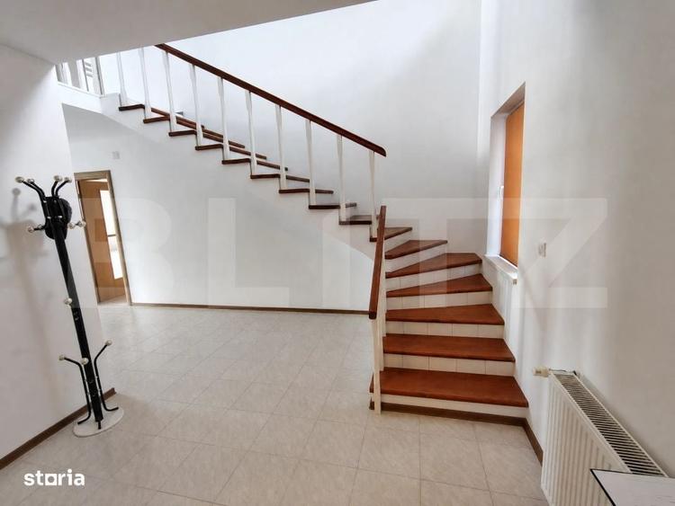 Casă cu 4 camere în Ceanu Mic