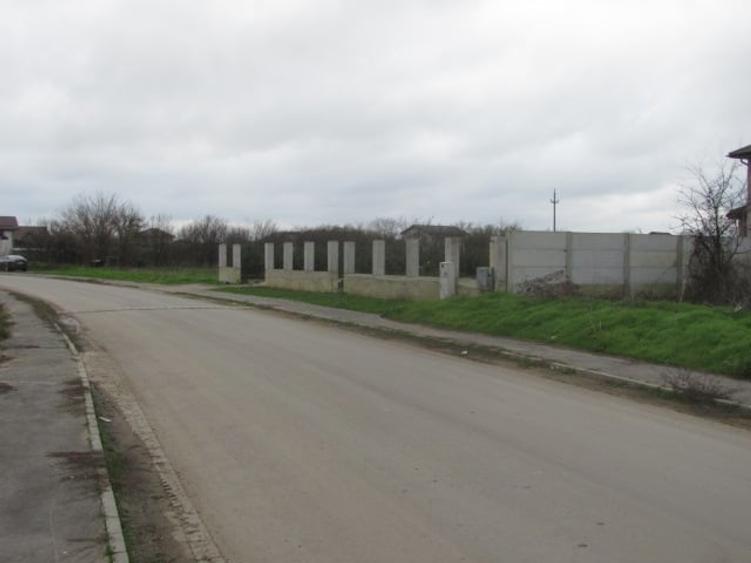 Teren Construcții intravilan de 4000 mp, în Cornetu