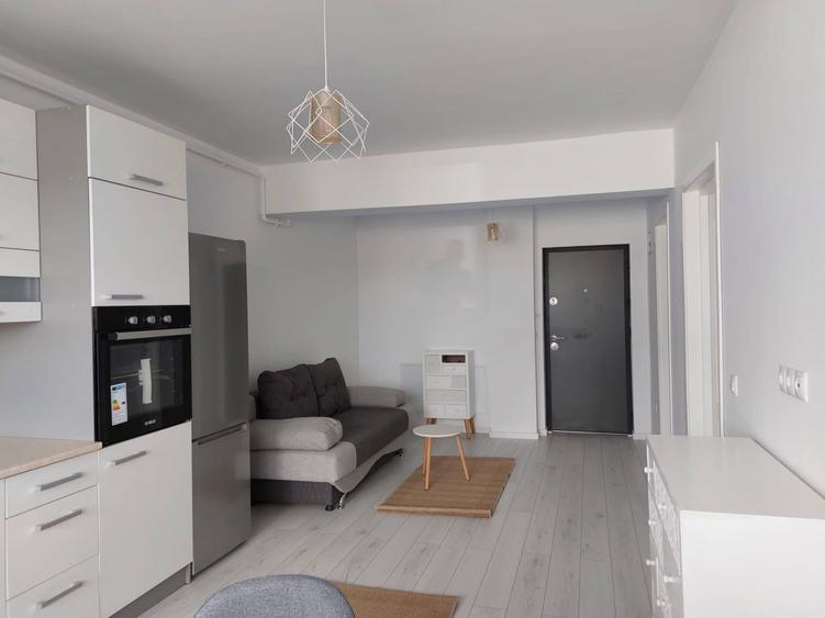Apartament cu 2 camere semidecomandat în Central