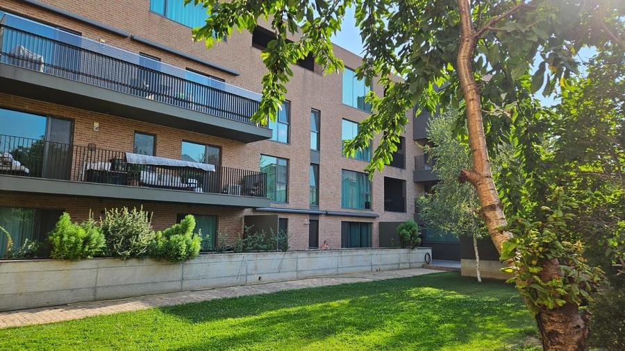 Apartament cu 4 camere decomandat în ICIL