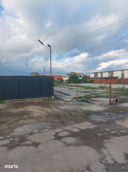 Teren de 2230 mp, în Central