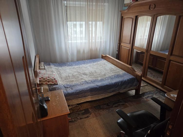 Apartament cu 3 camere decomandat în Nord