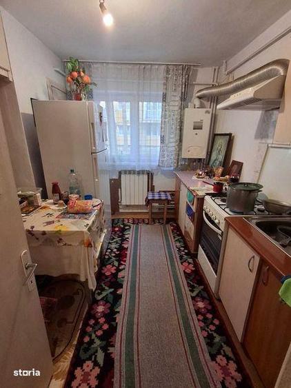 Apartament cu 3 camere decomandat în Burdujeni